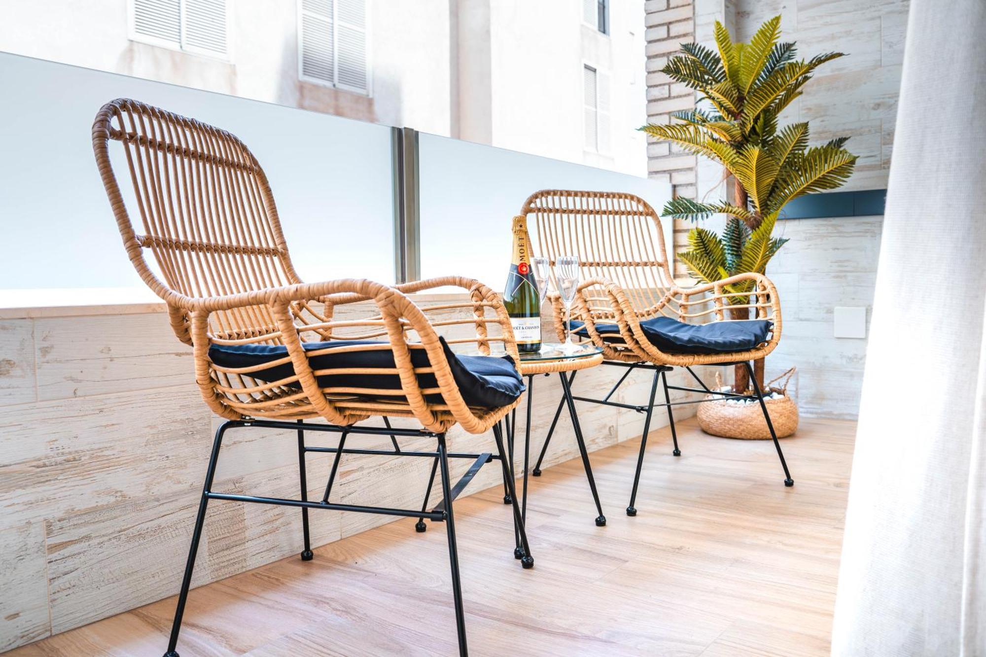 Apartamento Boutique Beluga Garrucha Exterior foto